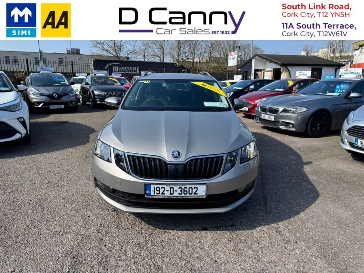 Skoda Octavia C Ambition 1.6 TDI 115HP Estate - Image 2