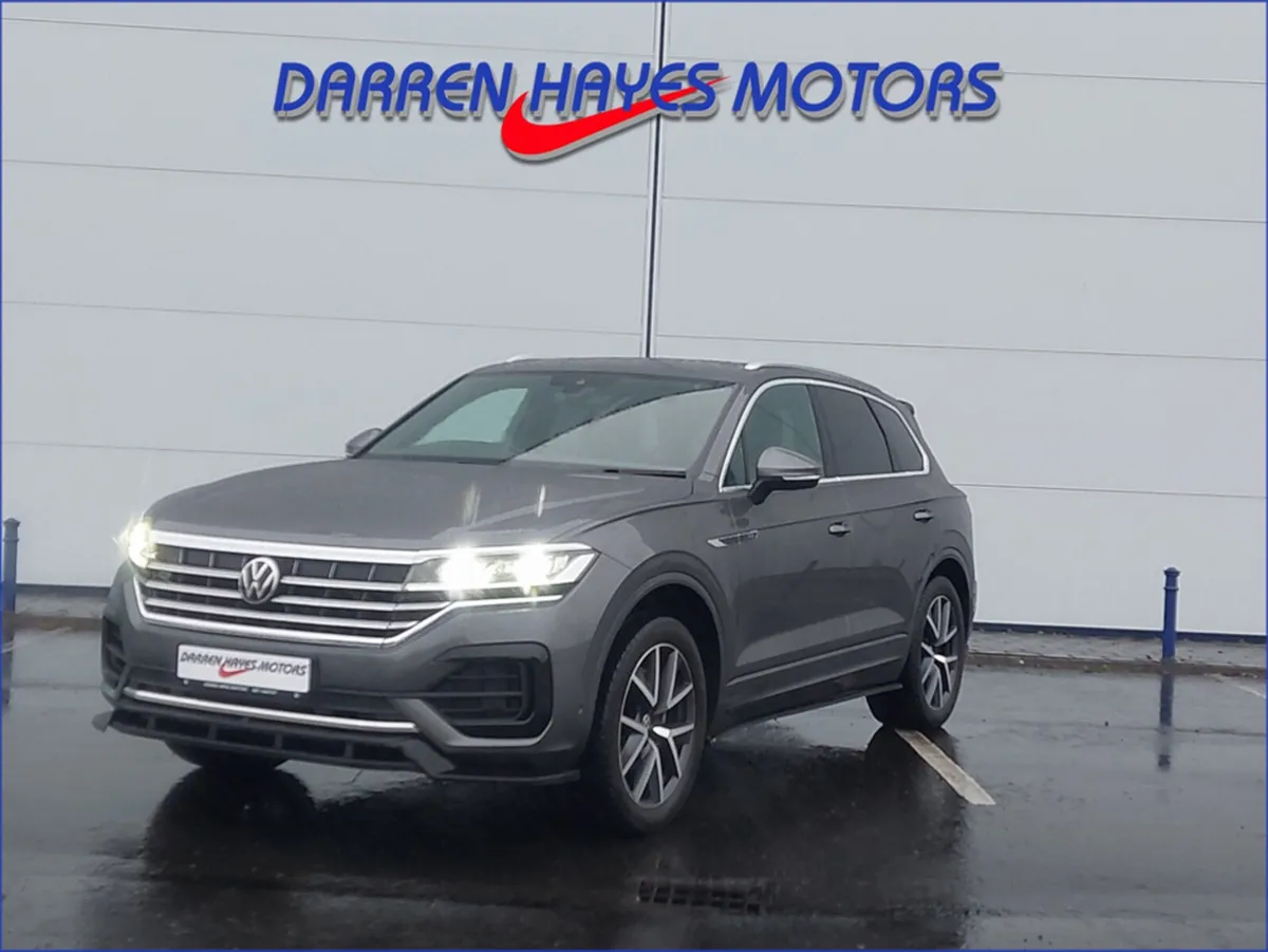 Volkswagen Touareg V6 R-LINE TECH TD - Image 2