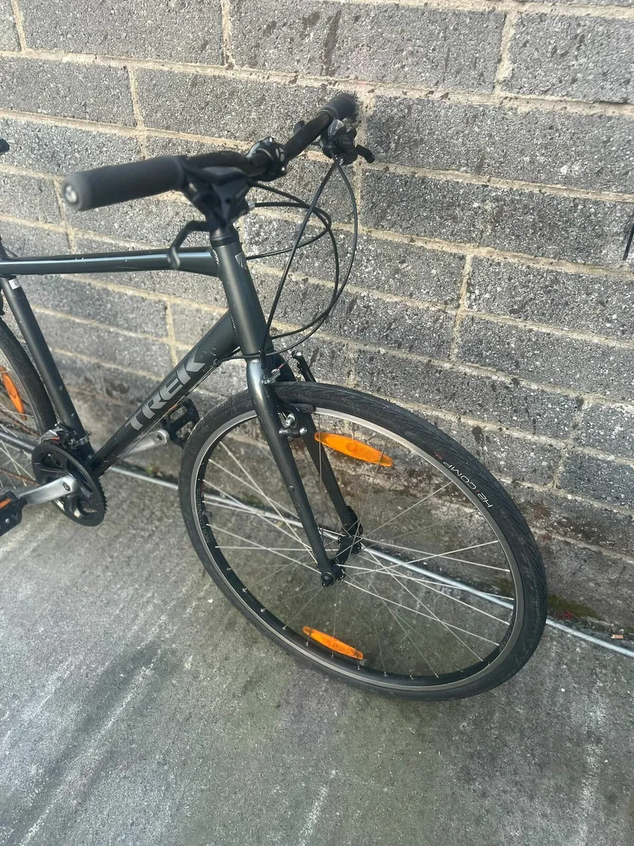 TREK FX1 (2024) - Image 2