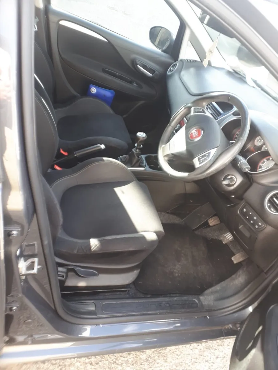 Fiat punto - Image 3