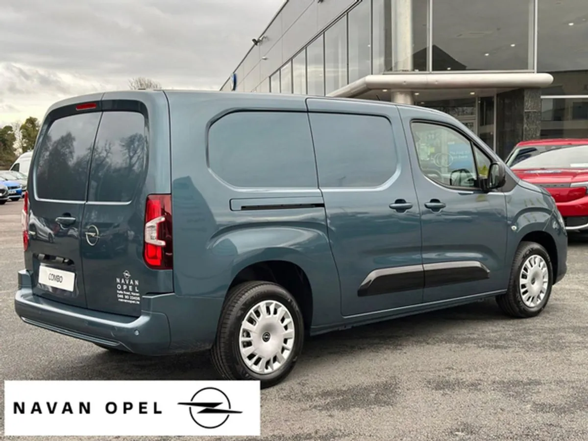 Opel Combo Sportive LWB 1.5 TD 100Ps From  74 Per - Image 4