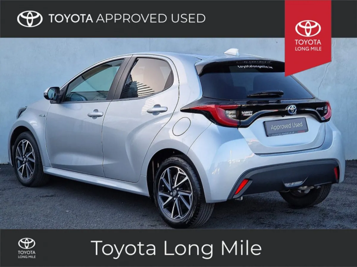 Toyota Yaris 1.5 Hybrid Luna Sport 5dr - Image 3