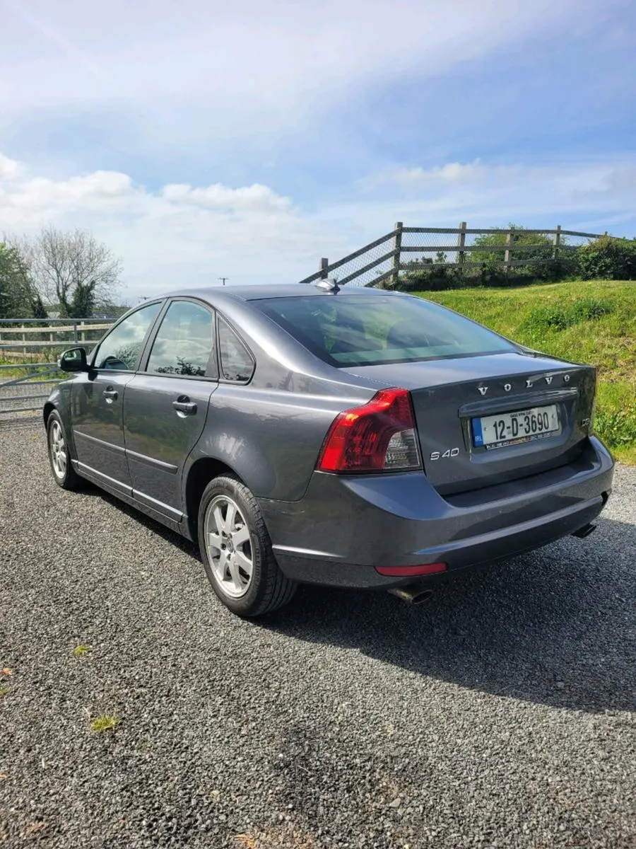 2012 volvo S40 - Image 3