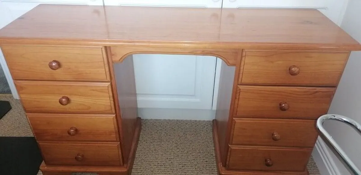 Dressing Table - Image 1
