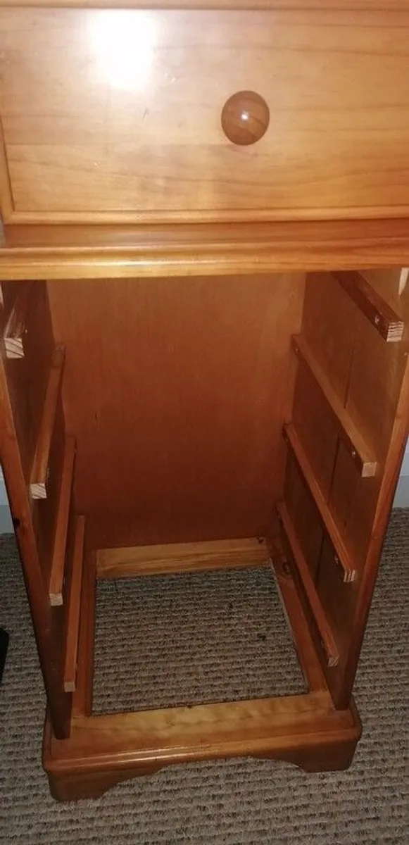Dressing Table - Image 3