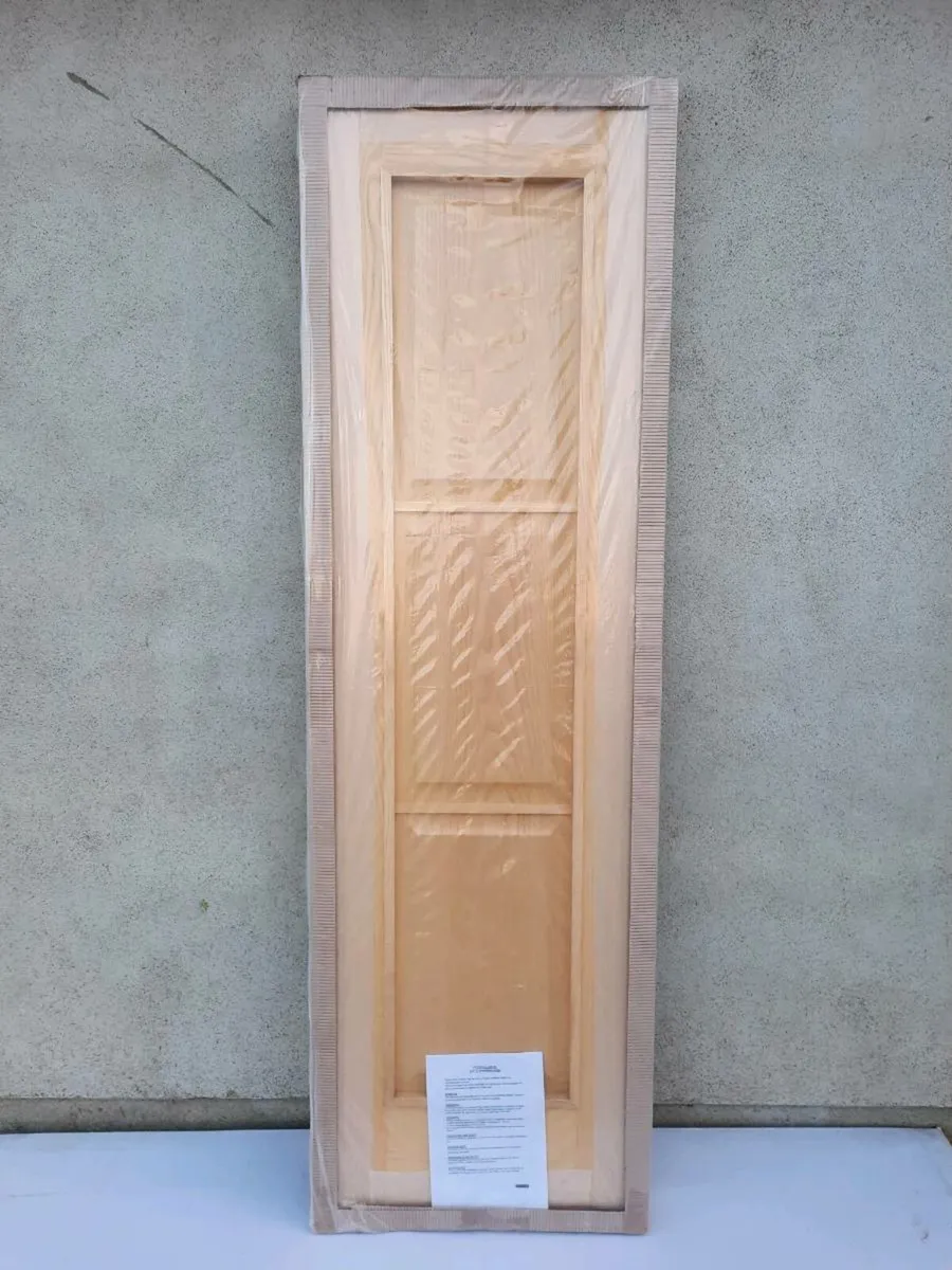Mixed Selection of 78x26" Doors - Image 1