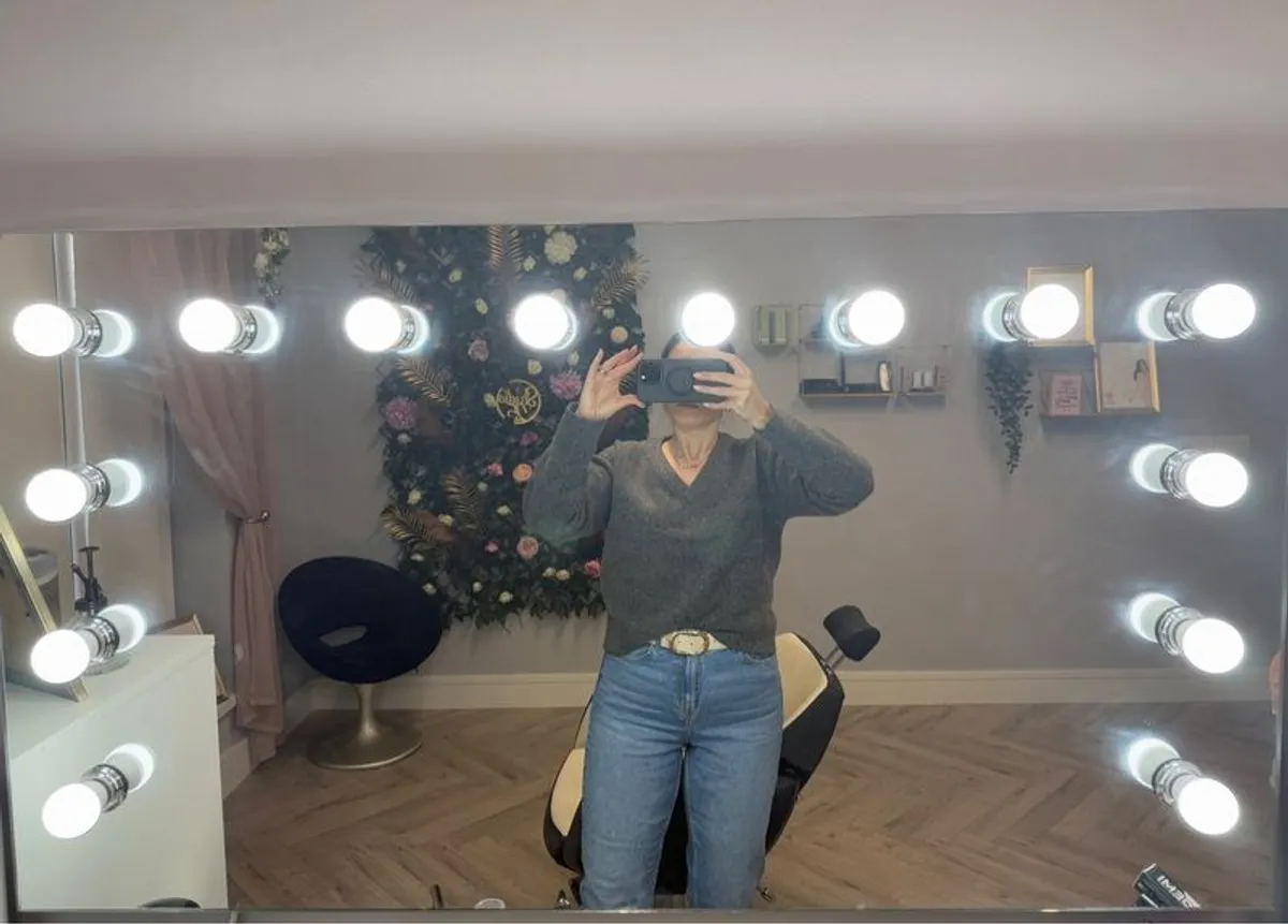 hollywood mirror - Image 2