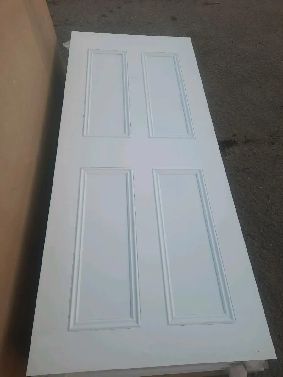 White Primed Solid Door 80x34 - Image 3