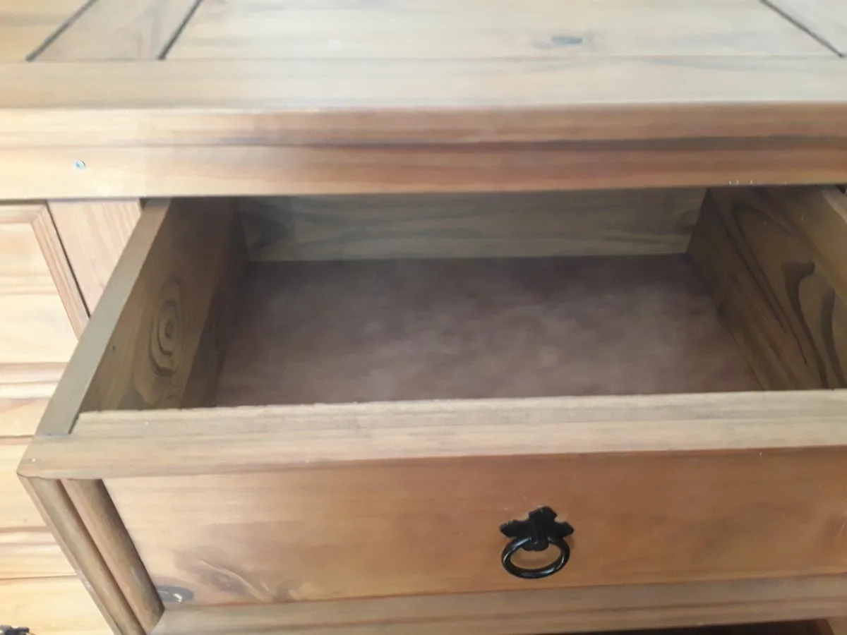 Very strong Corona sideboard new condition - Image 4