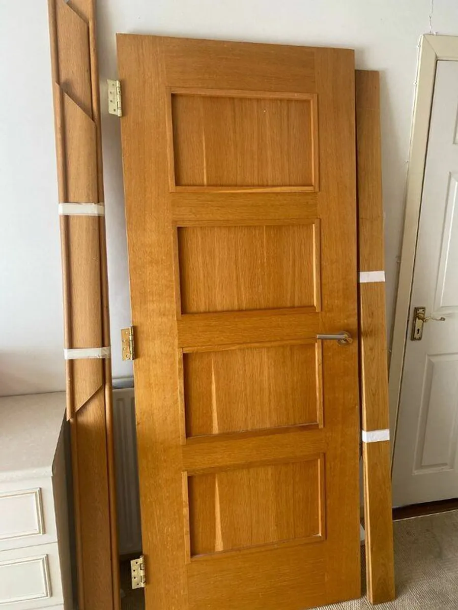 Solid Oak Doors, Fittings & Frames - Image 1