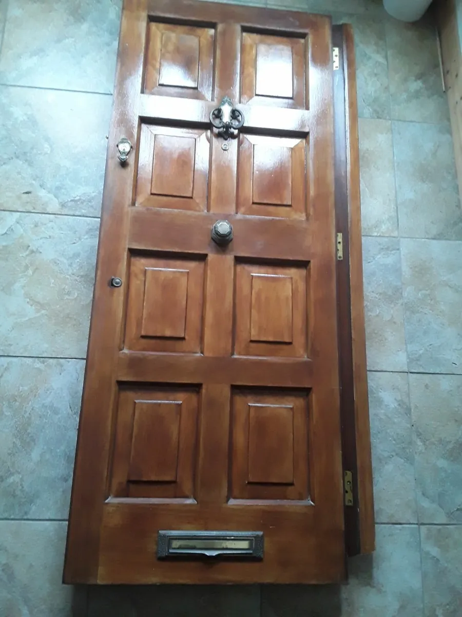 Very heavy exterior door 80 inches by 32 accessori - Image 3