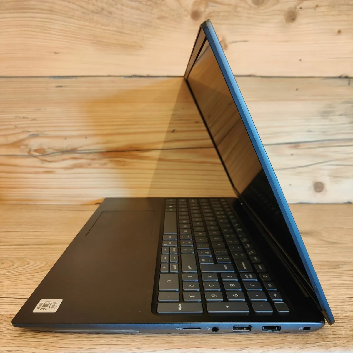 Dell Vostro 5590/ 15.6" IPS/ Intel I5 10th Gen/ 16 - Image 3