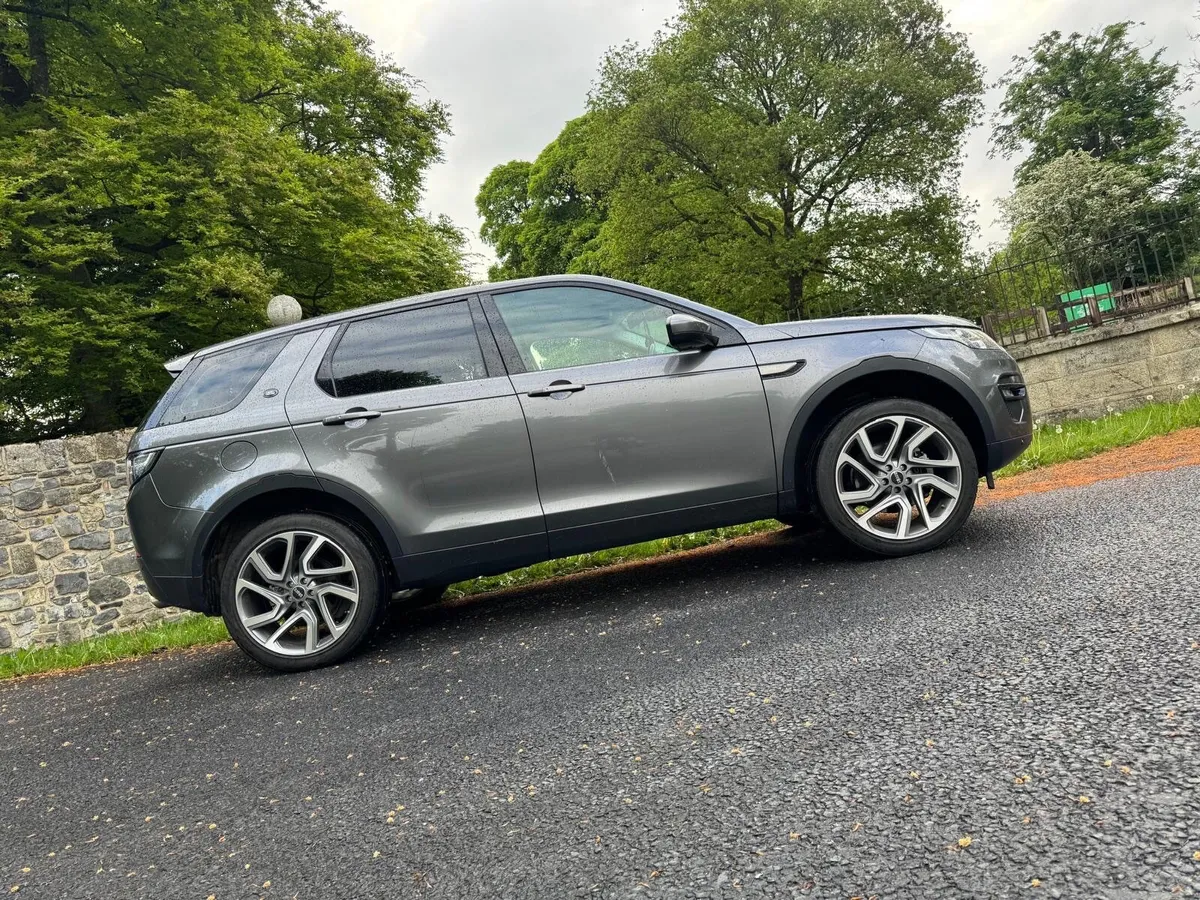Land Rover Discovery Sport 2018 - Image 3