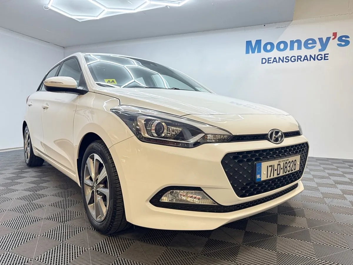 Hyundai i20 1.2 Deluxe - Image 4