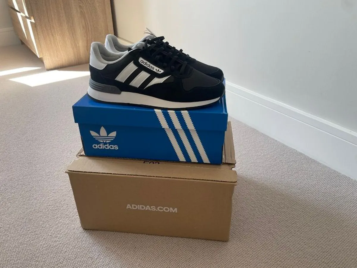Adidas trainers - brand new - Image 1