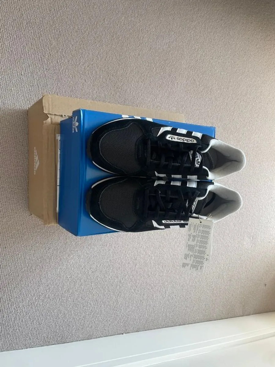 Adidas trainers - brand new - Image 2