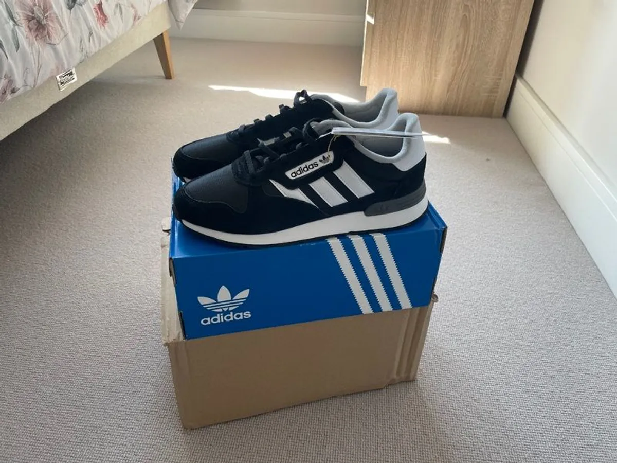 Adidas trainers - brand new - Image 3