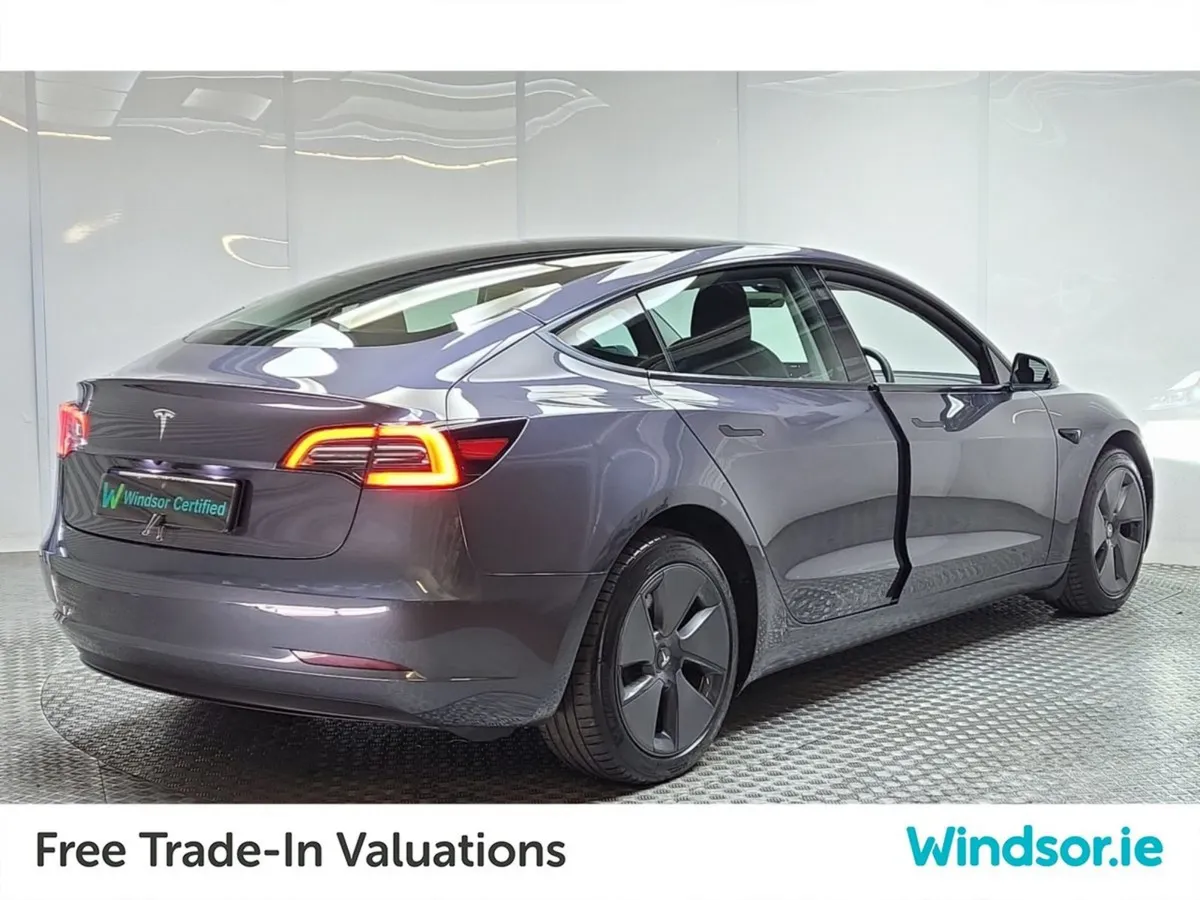 Tesla Model 3 RWD - Image 4
