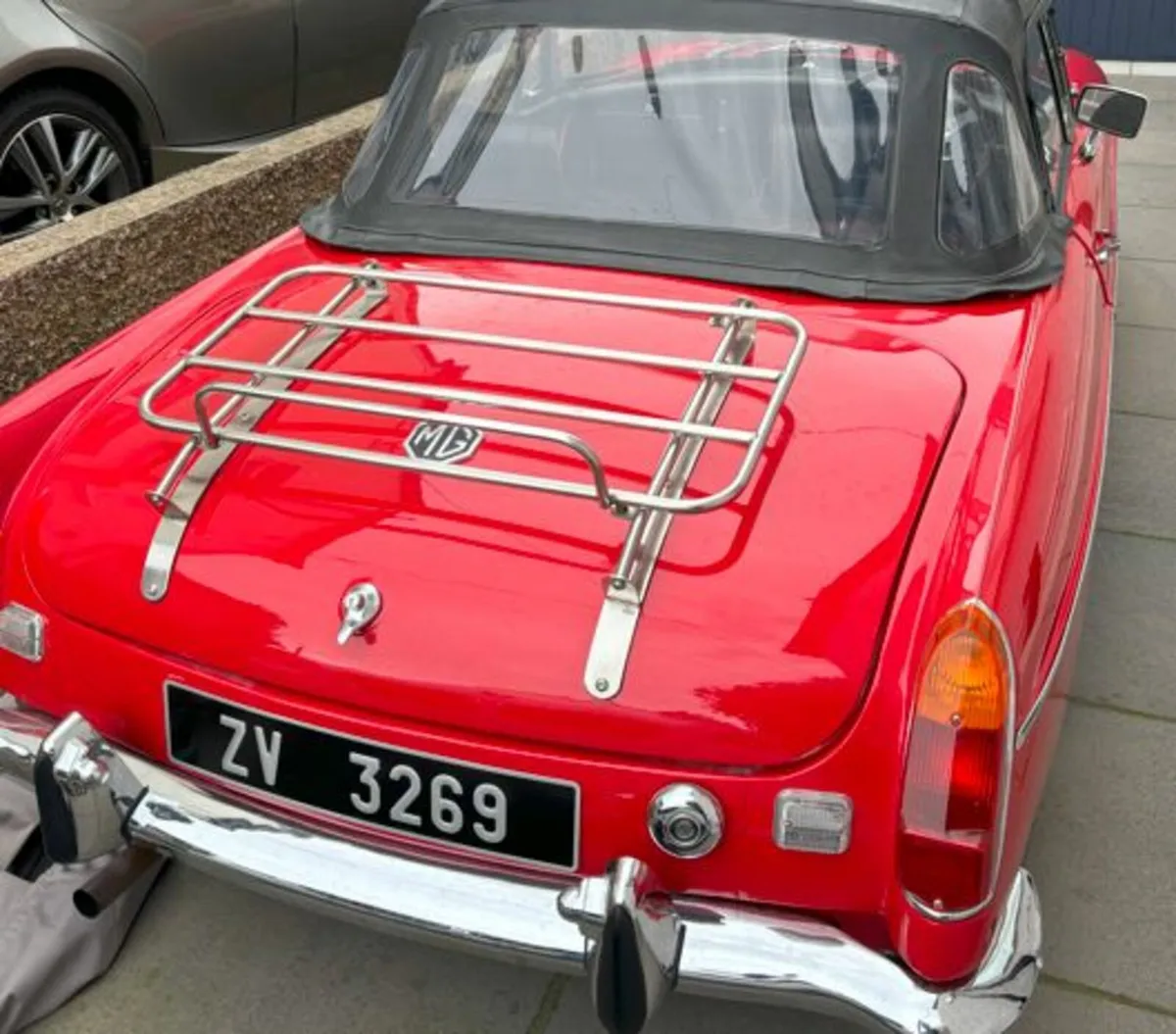 MG MGB 1971 - Image 2