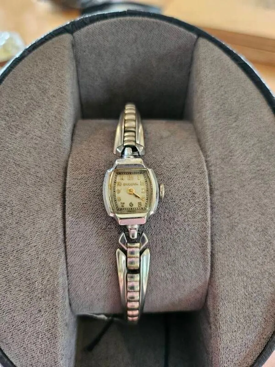 Bulova Rare 1948 Ladies Watch - Image 1