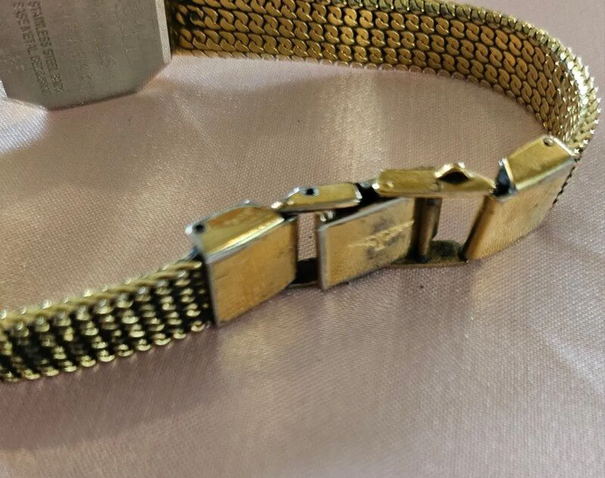 Vintage Longines Ladies Watch 1989 - Image 3
