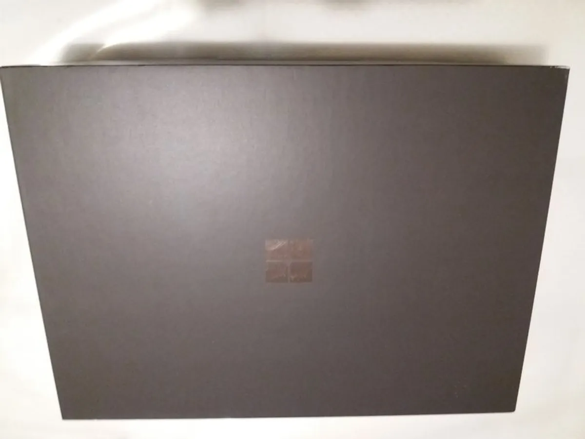 Brand New: Eur 330 discount on retail price: MICROSOFT 15" Surface Laptop, Copilot+ PC - Snapdragon X Elite, 512 GB SSD, Black, Windows 11 - Image 2