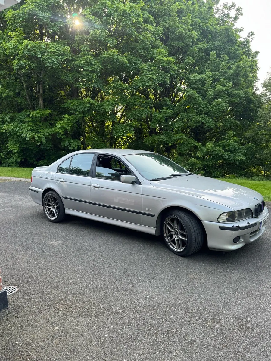E39 5 series msport 3.0i petrol - Image 2