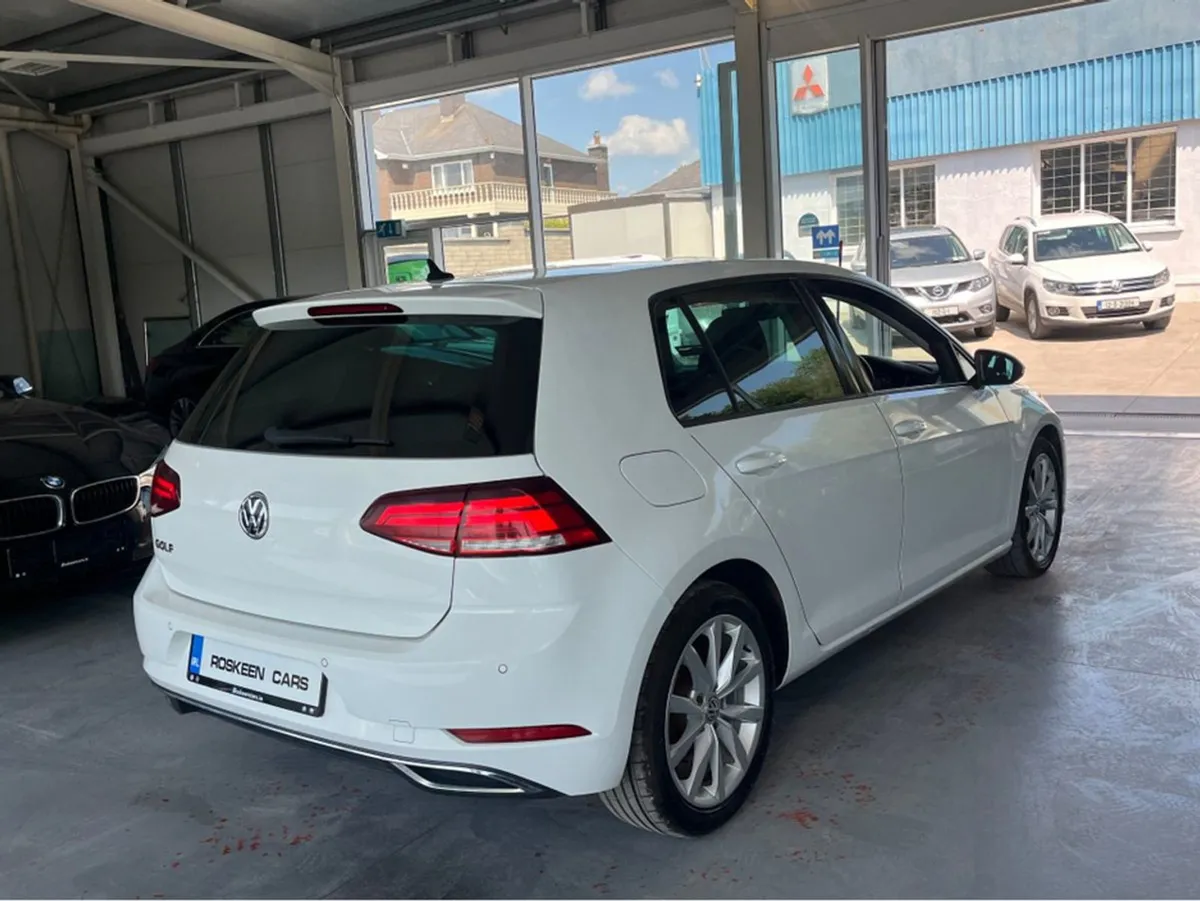 Volkswagen Golf GT TDI Bluemotion - Image 4