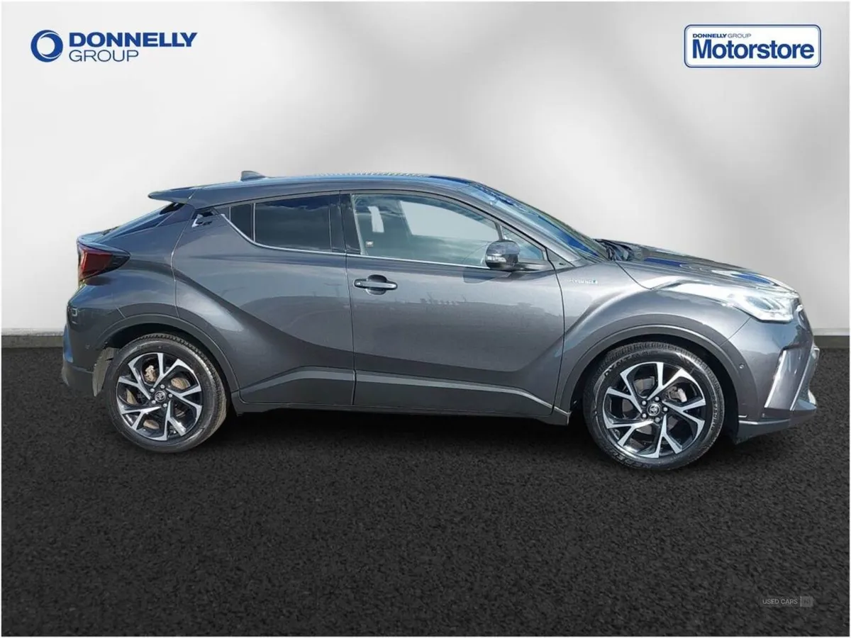 Toyota C-HR 1.8 Hybrid Design 5dr CVT - Image 2