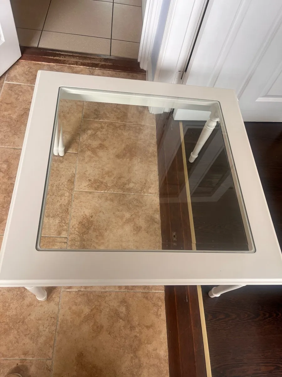 Coffee table - Image 1