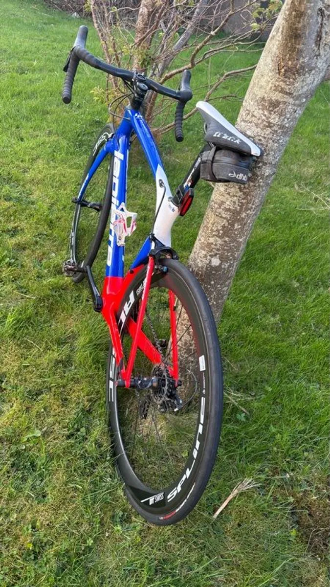 Lapierre Road Bike - Image 3