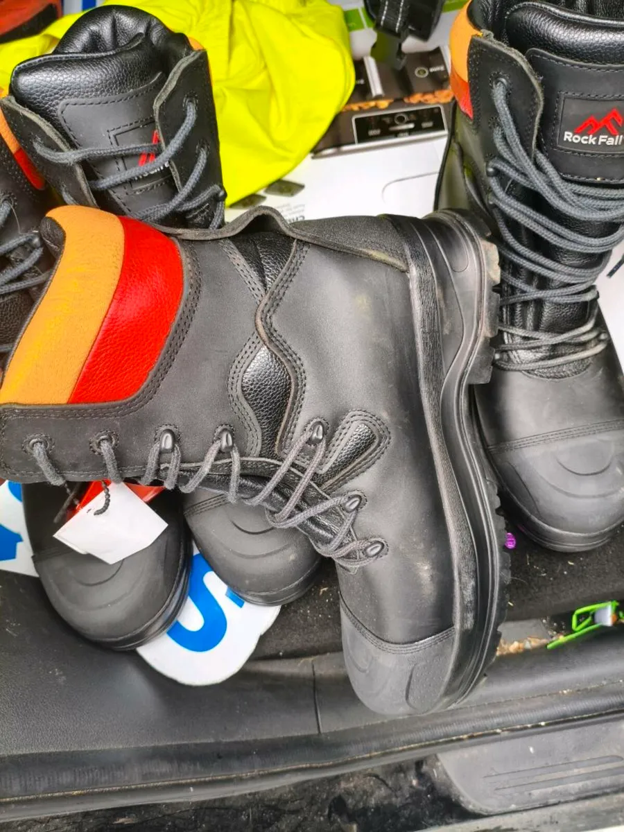 ARC HIGH LEG ELECTRICAL HAZARD SAFETY BOOTS - Image 4