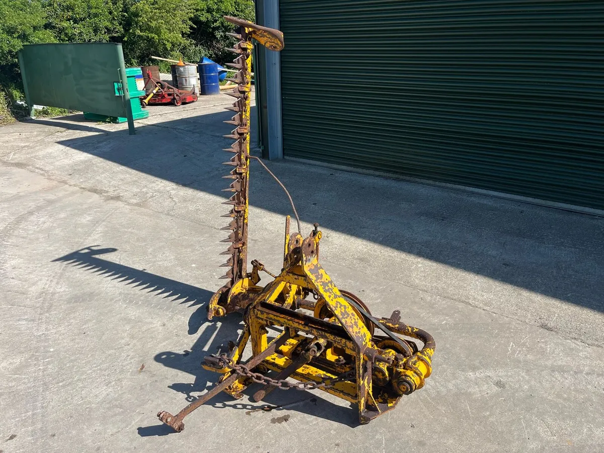 Pierce finger bar mower - Image 1