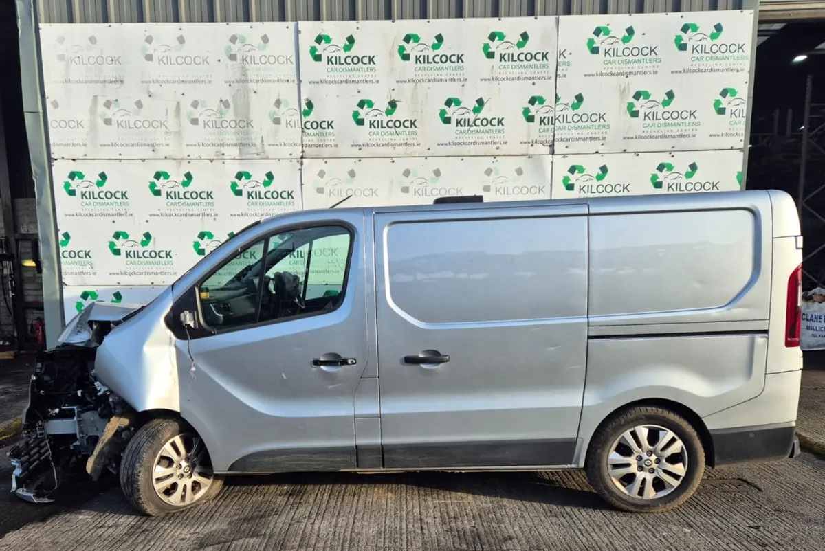 2023 RENAULT TRAFIC