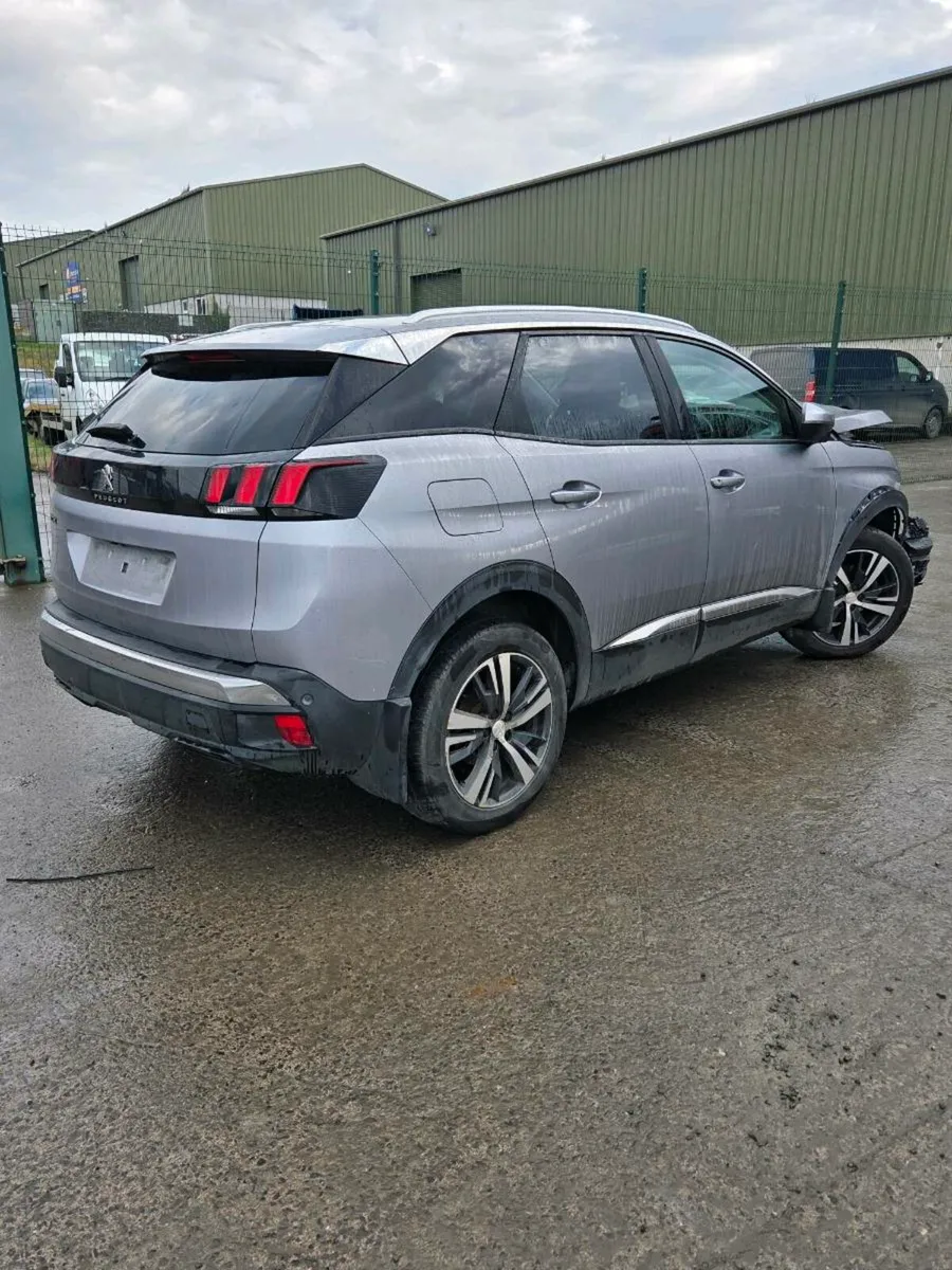 Peugeot 3008 2018 1.6HDI **FOR PARTS** - Image 3