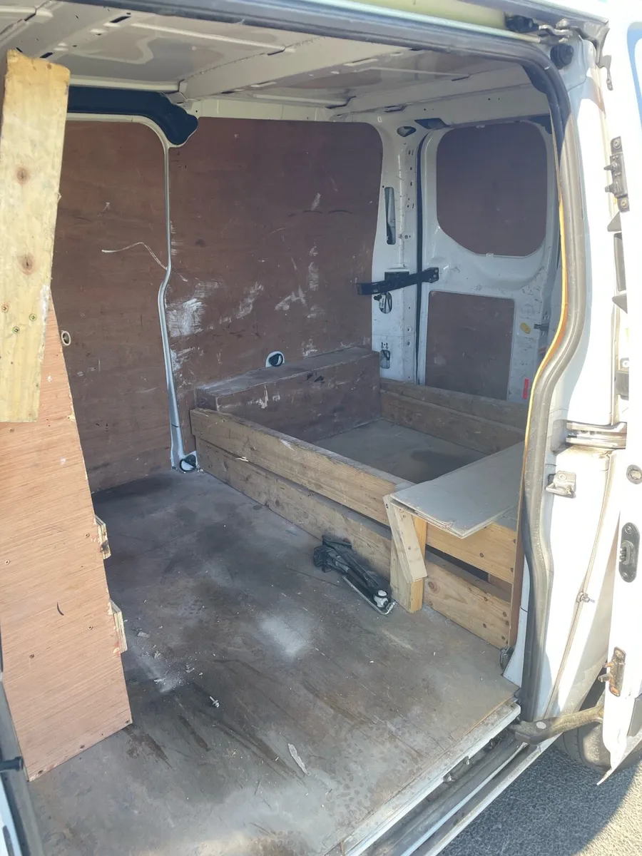 Ford Transit Custom 2015 TAX/DOE 05/26 - Image 4