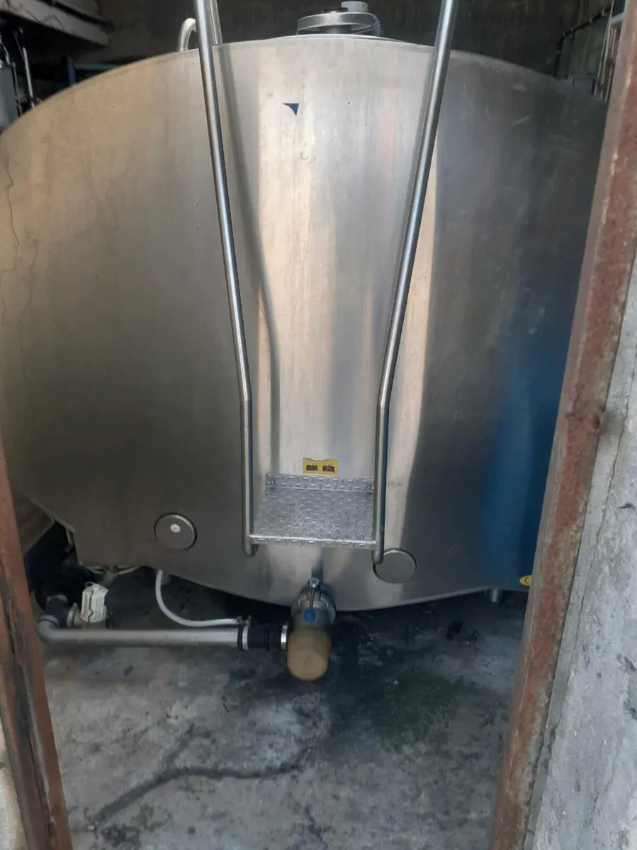 Muller Milk Tanks - Image 4