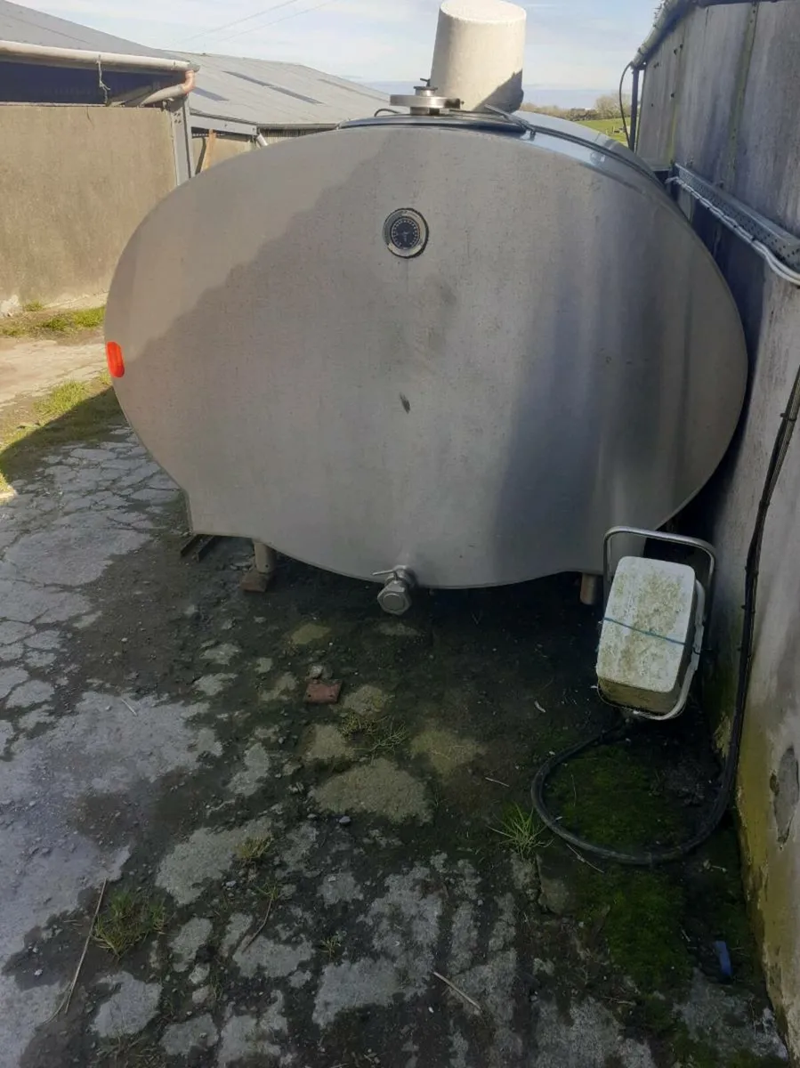 Muller Milk Tanks - Image 1