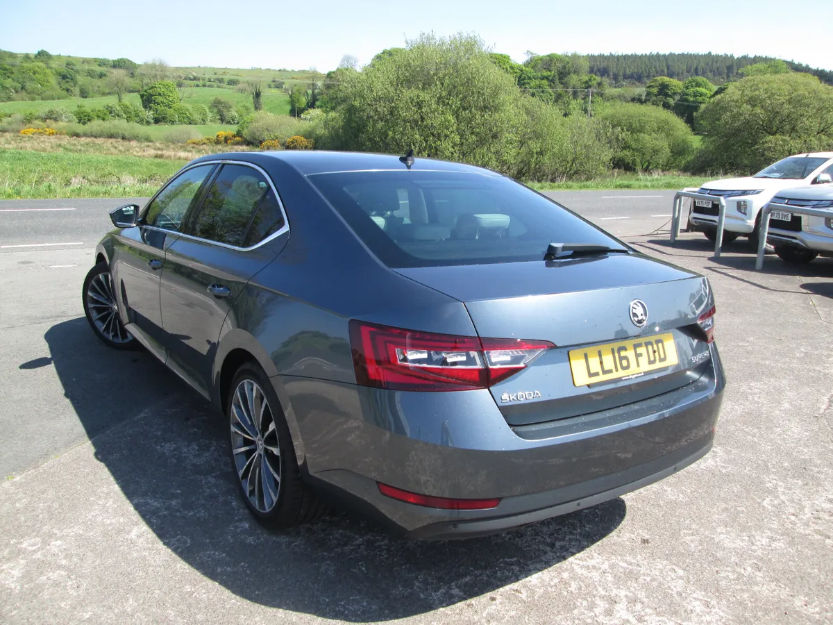 2016  SKODA  SUPERB  2.0  TDI  CR    AUTOMATIC - Image 4