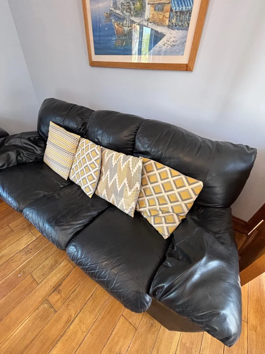Leather suite for sale - Image 1