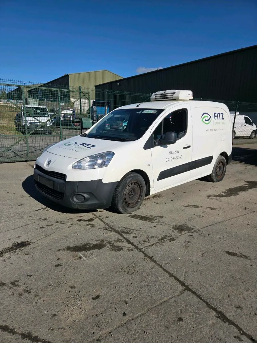 Peugeot partner 2014 1.6Hdi **FOR PARTS** - Image 1