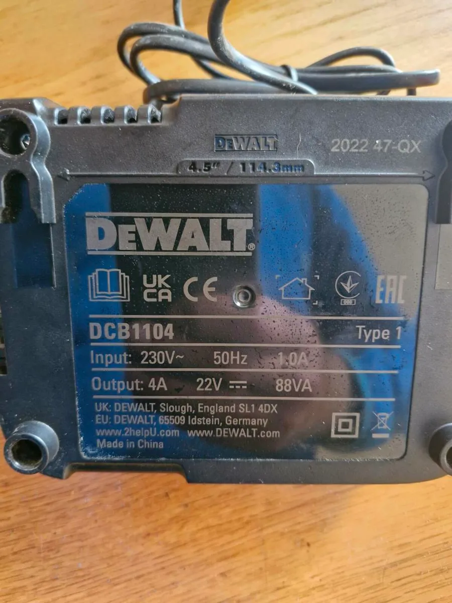 Dewalt Chargers - DCB1104 - Image 3