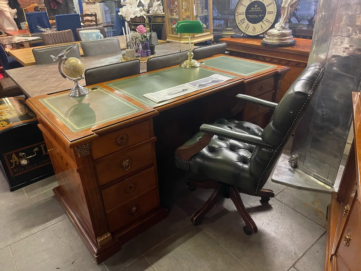 Stunning partners desk - Image 3