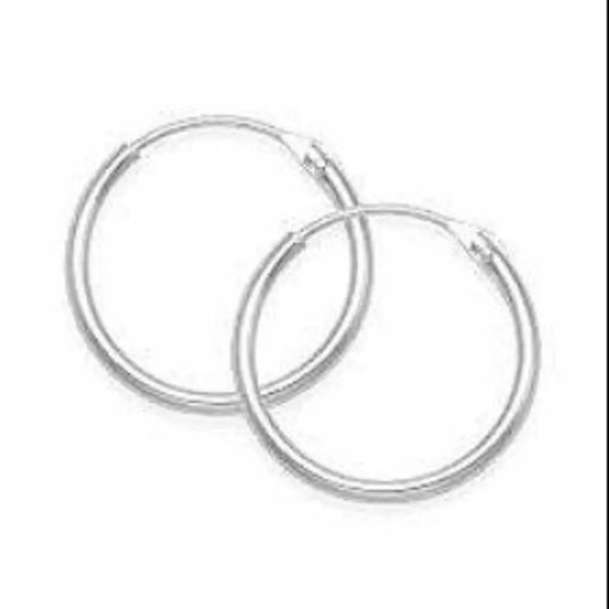 BNIB Silver Sleeper Earrings - Image 4