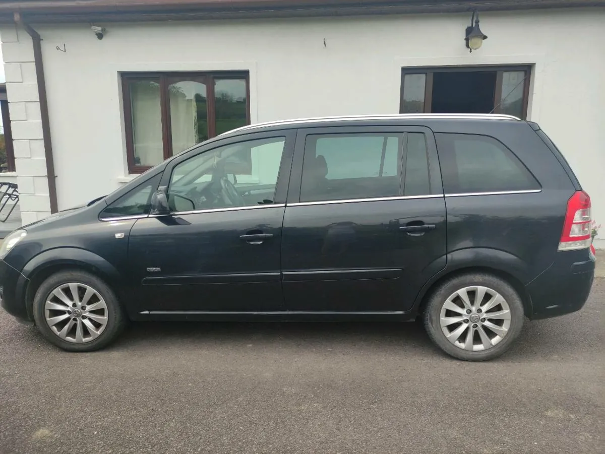 Vauxhall Zafira 7 seater - Image 1