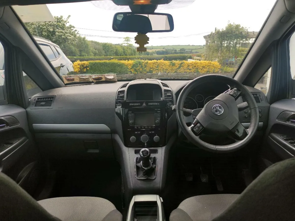 Vauxhall Zafira 7 seater - Image 2
