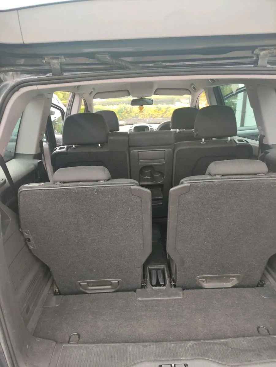 Vauxhall Zafira 7 seater - Image 4