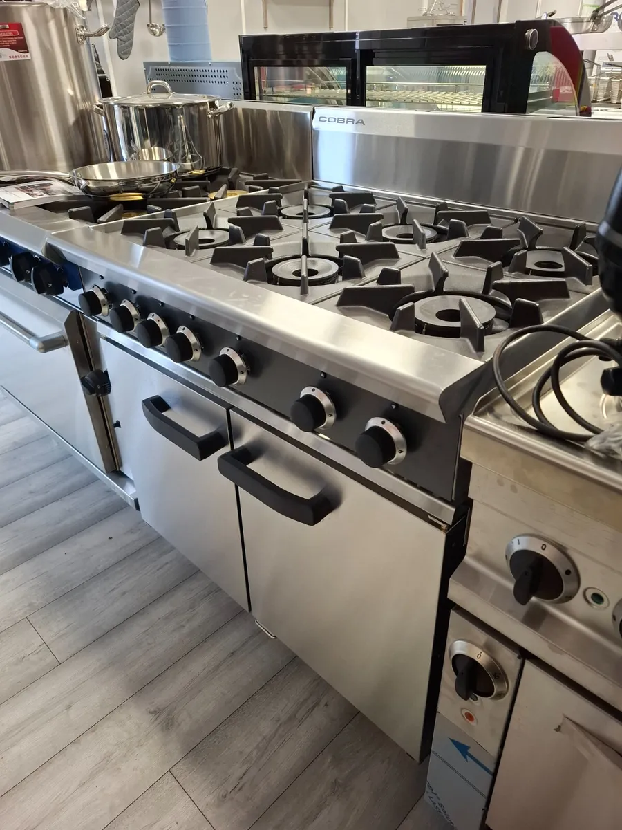 Blueseal Cobra 900mm Six Burner Gas Static Oven - Image 1