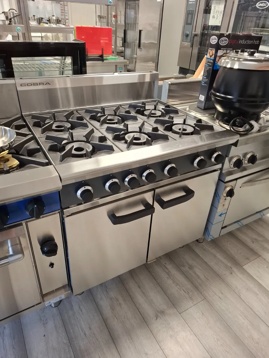 Blueseal Cobra 900mm Six Burner Gas Static Oven - Image 3