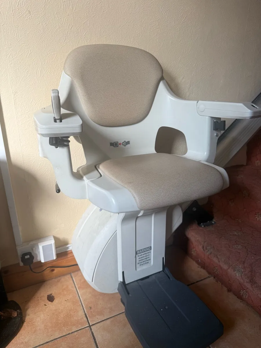 Stair lift - Image 1